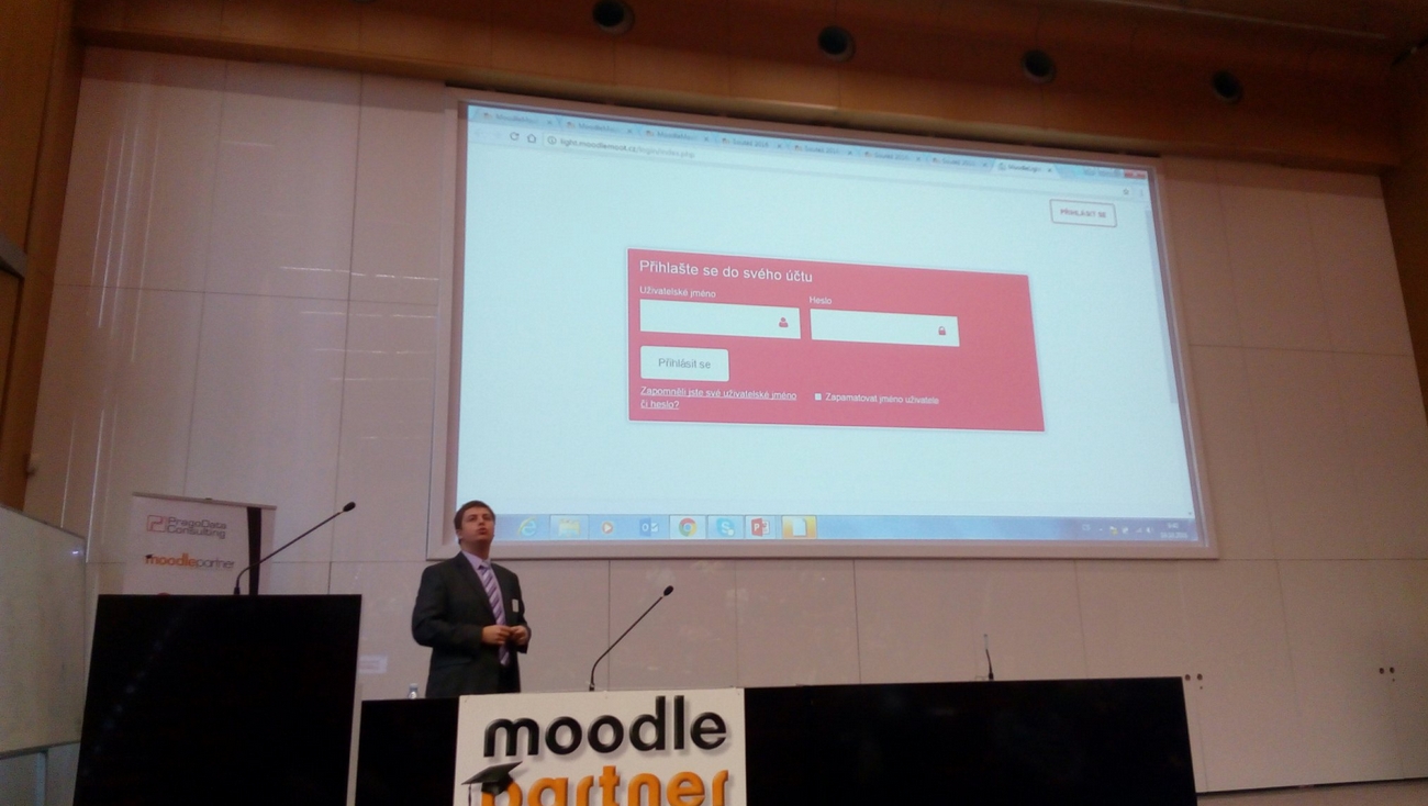Moodle Light Přednáška Moodle light - Pavel Lorenc